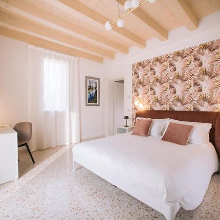 Locanda Golf Musella San Martino Buon Albergo Eksteriør billede