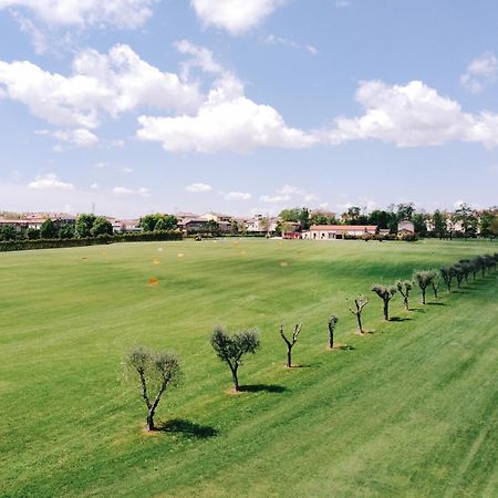 Locanda Golf Musella San Martino Buon Albergo Eksteriør billede