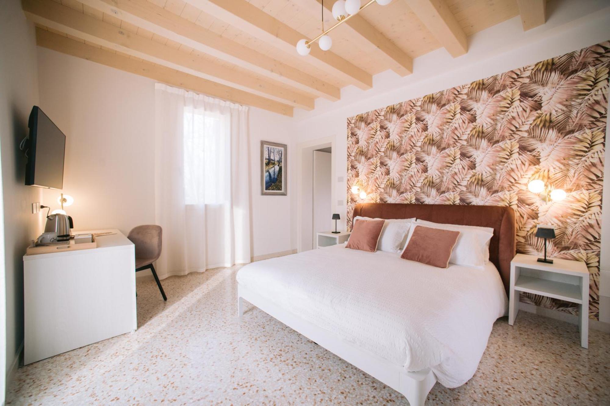 Locanda Golf Musella San Martino Buon Albergo Eksteriør billede